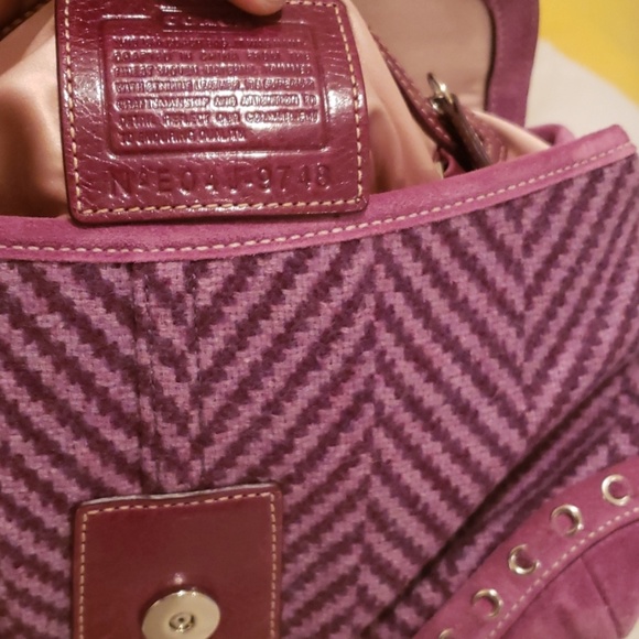 Sold - Picture 3 of 3